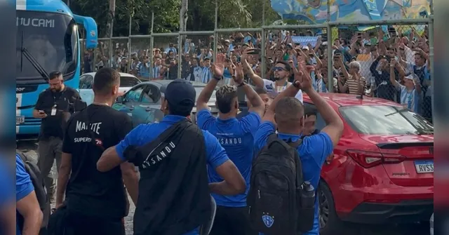Imagem ilustrativa da notícia Torcida do Paysandu faz festa antes de decisão pelo acesso