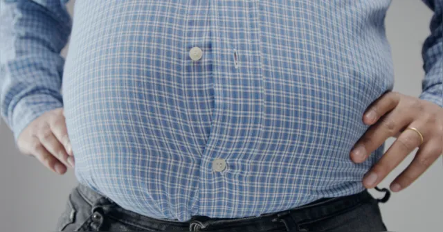 Imagem ilustrativa da notícia Gordura abdominal: os 3 alimentos que aumentam a barriga