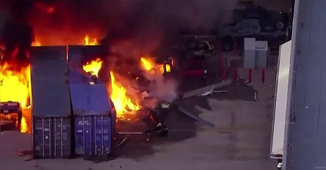 Imagem ilustrativa da notícia Vídeo flagra queda de helicóptero de TV que deixou 3 mortos nos EUA