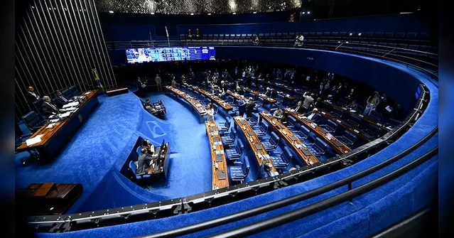 Imagem ilustrativa da notícia Por que o mandato de senador dura 8 anos? Entenda a regra