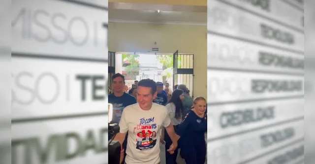 Imagem ilustrativa da notícia Candidato a deputado federal, Jader Filho vota em Belém