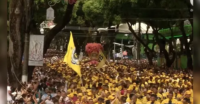 Imagem ilustrativa da notícia Círio de Nazaré: Imagem Peregrina chega à Basílica após cinco horas de procissão