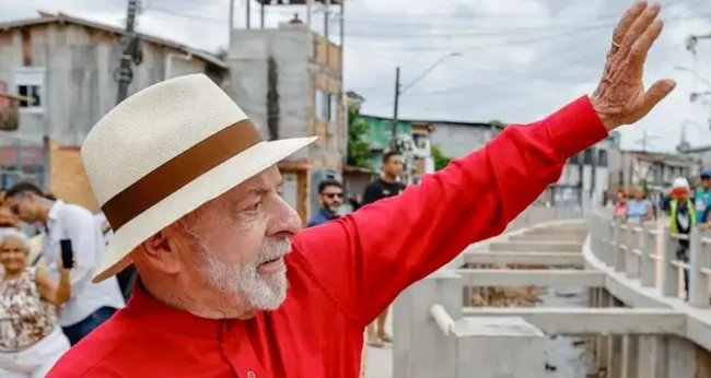 Imagem ilustrativa da imagem Portal da Amazônia recebe ato pró-Lula com Fafá de Belém e convidados