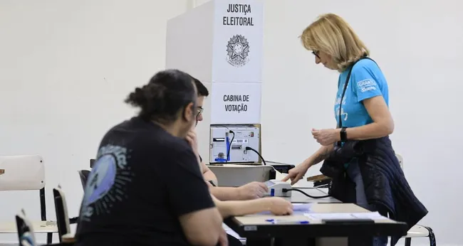 Imagem ilustrativa da imagem TRE-PA registra 21 ocorrências com urnas e 12 prisões no Pará