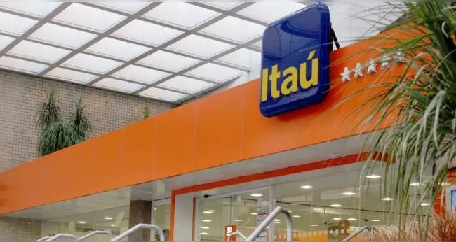 Imagem ilustrativa da imagem Itaú abre inscrições para Programa de Trainee 2027 com salário de até R$ 9.350