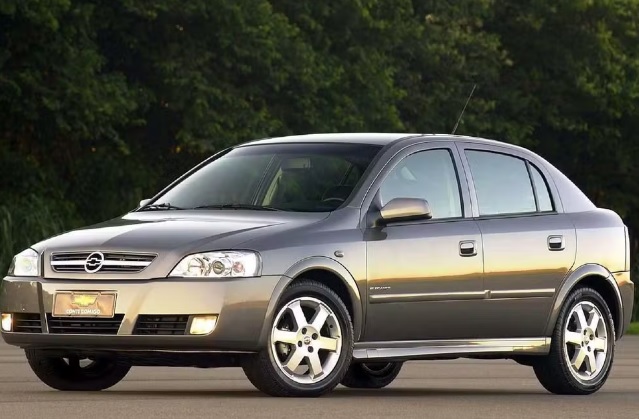 Chevrolet Astra Elegance.