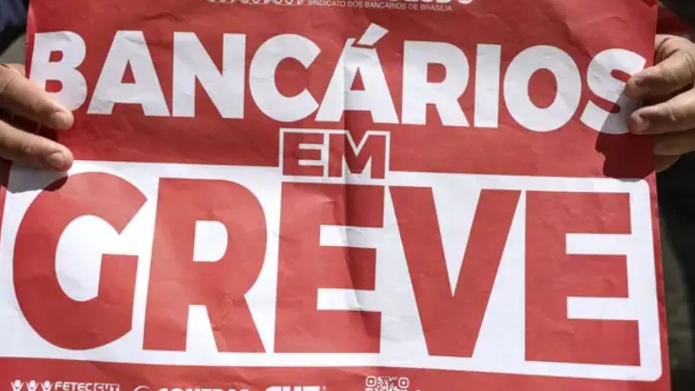 Decisão afeta bancos públicos e privados no estado, com exceção do Banpará; paralisação foi motivada por propostas insatisfatórias na campanha salarial.
