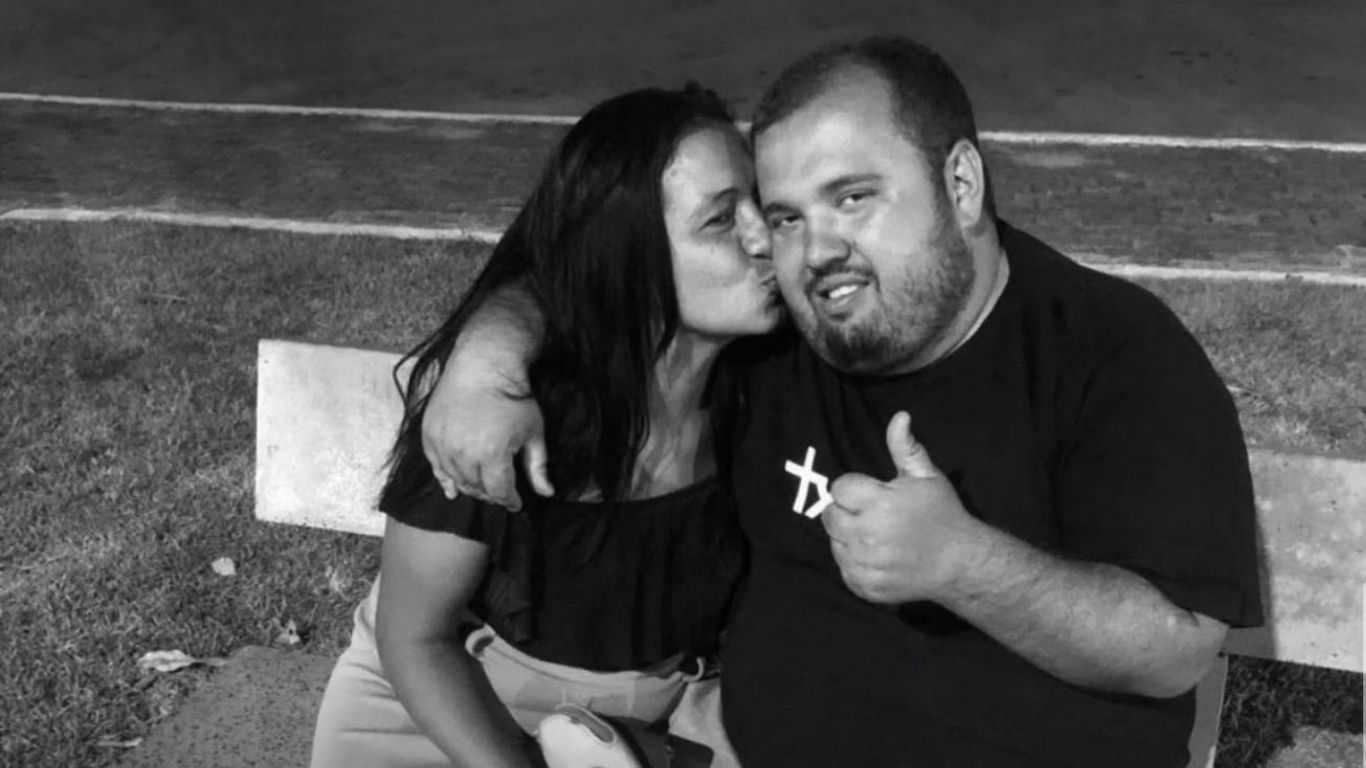 Douglas Muraro Lopes morreu no local; Francilene Vieira Almeida foi socorrida, mas não resistiu aos ferimentos