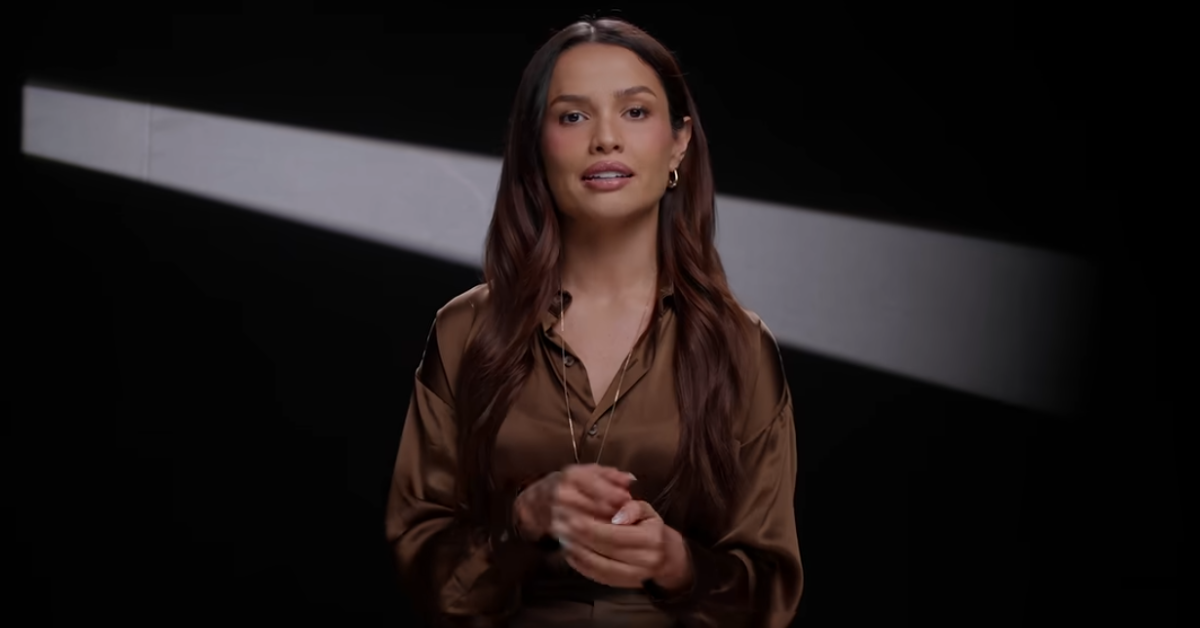 Novo episódio da série Revelando, apresentado por Juliette, debate ataques a Nossa Senhora Aparecida, intolerância religiosa e a relação entre fé e política.