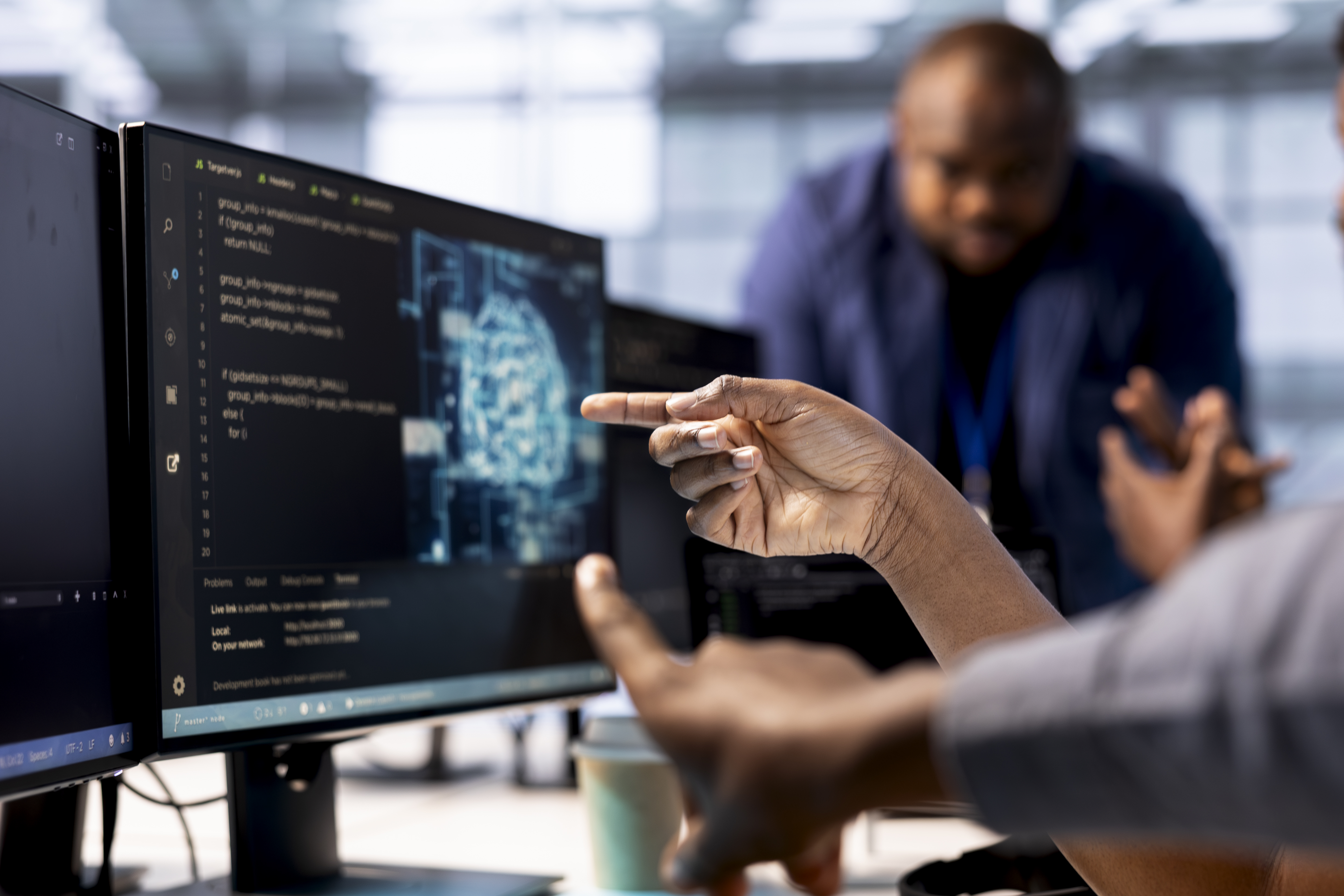 A participação é gratuita e não é necessário contratar ferramentas de inteligência artificial para acompanhar o curso.