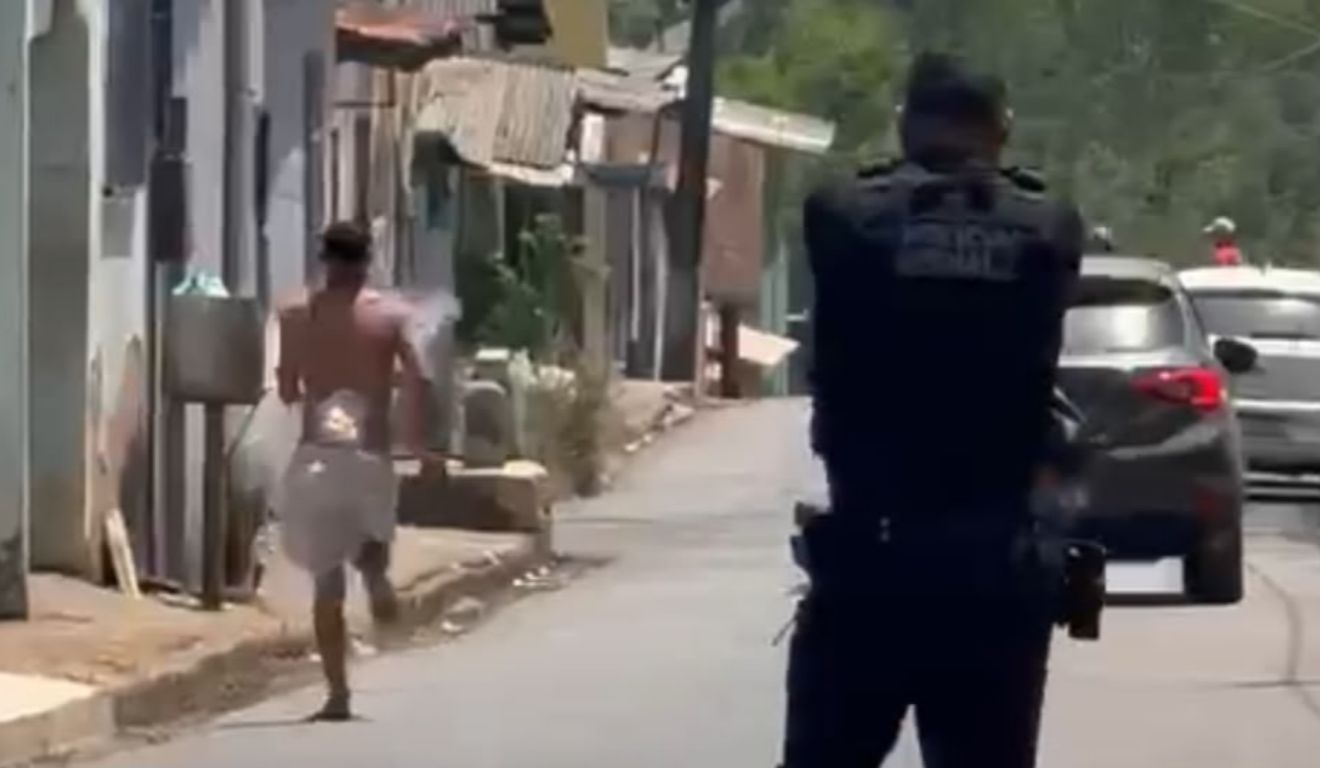 O custodiado aproveitou que estava no hospital para fugir, mas acabou alcançado