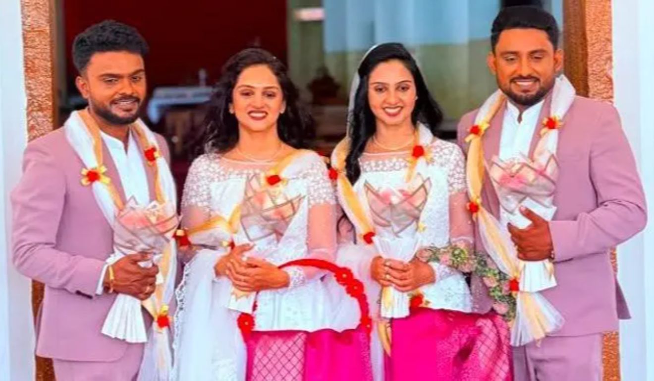 Apesar de toda a singularidade da cerimônia, o casamento seguiu o modelo tradicional indiano de matrimônio arranjado.