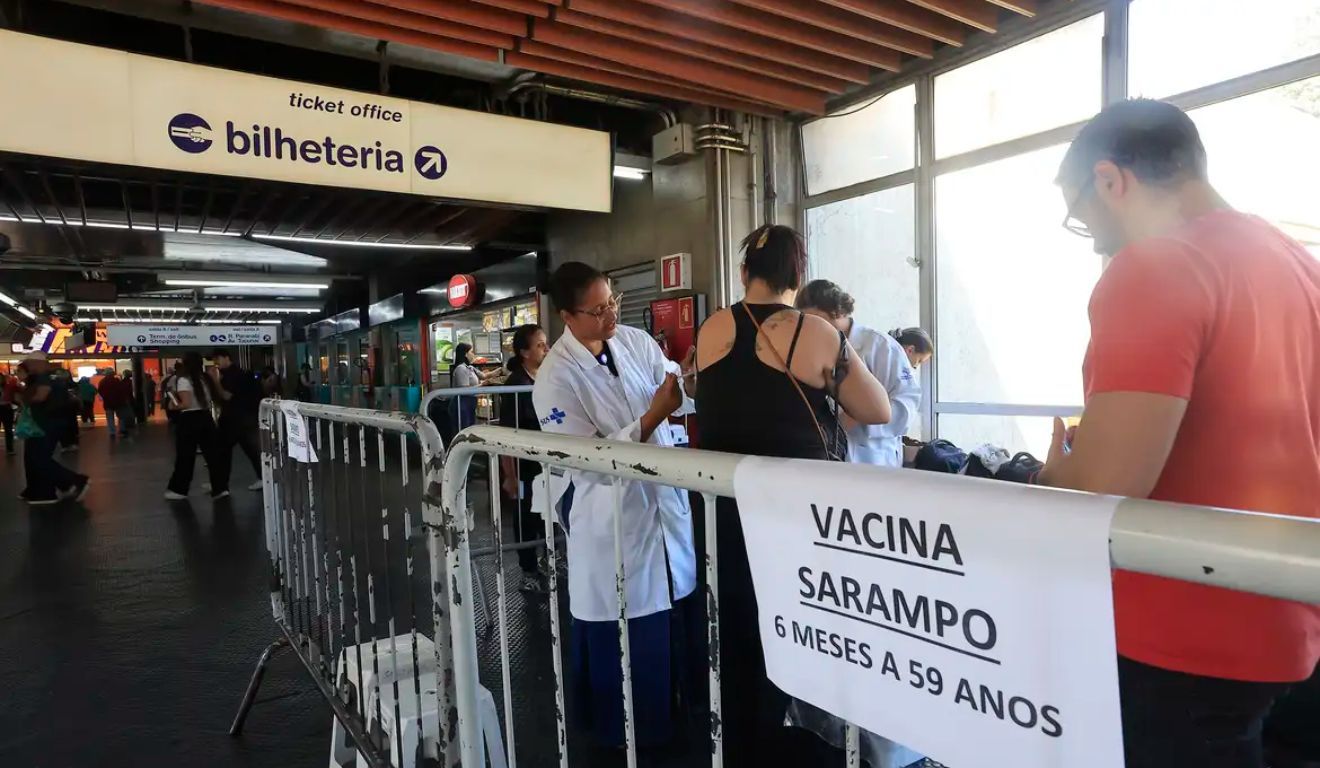 O Brasil confirmou 27 casos da doença ao longo de 2026.