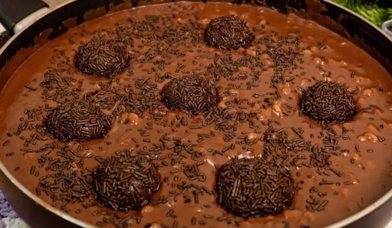 A receita é válida para reuniões em família, festas juninas ou qualquer ocasião que peça um doce especial.