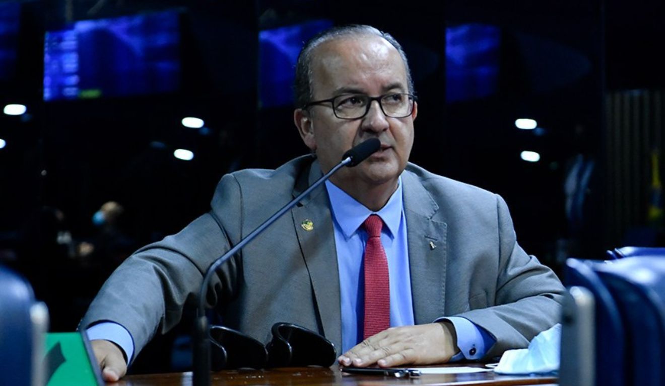 Ao longo dos próximos quatro anos, Jorginho será acompanhado pelo ex-prefeito de Joinville Adriano Silva (Novo), eleito vice-governador.