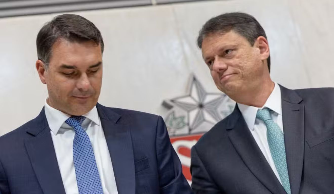 O ministro Belizze concedeu prazo de 24 horas para que os responsáveis pelos perfis retirassem as publicações do ar.