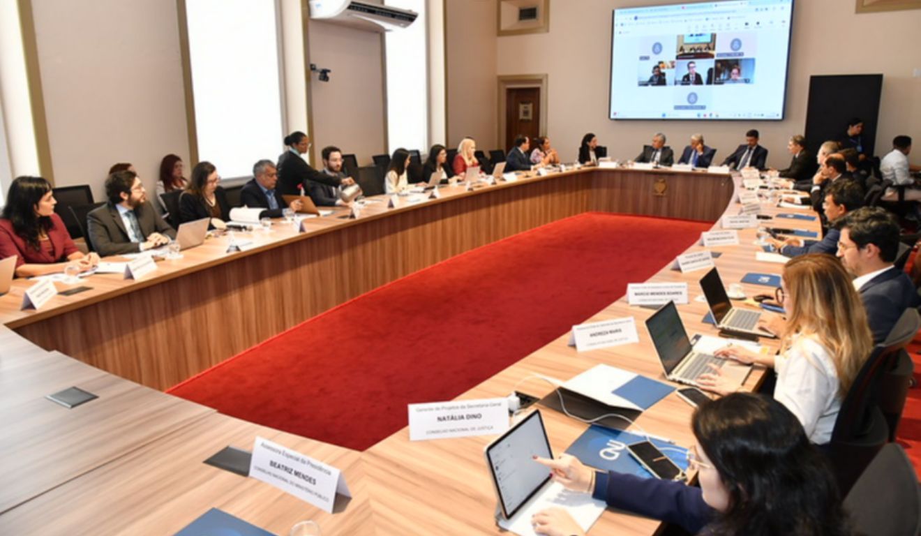 Reunião discutiu questões relacionados aos aterros sanitários de Marituba, Acará e Bujaru, além de conflitos ambientais ligados ao garimpo ilegal e a terra indigenas.