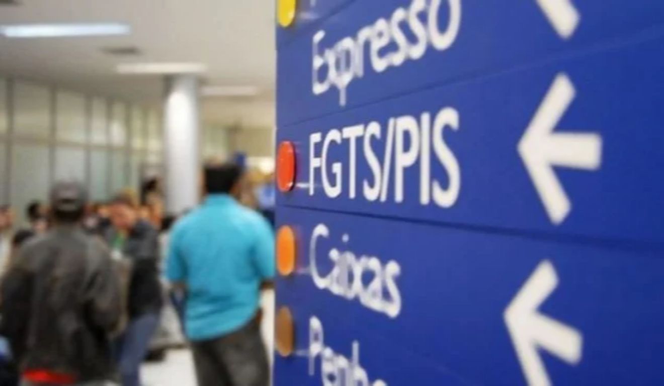 O valor do abono varia de R$ 136 a R$ 1.621, de acordo com a quantidade de meses trabalhados em 2024.