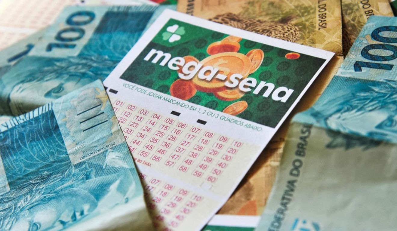 Outras 76 apostas acertaram cinco números e receberão R$ 34.212,24 cada.