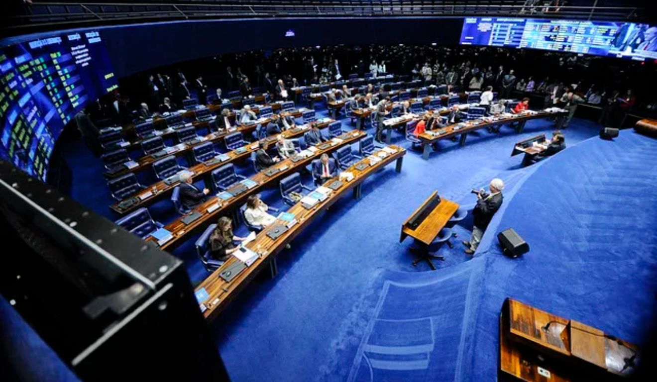 A PEC enfrentou resistência principalmente por causa da previsão de retirada de recursos destinados a outros setores.