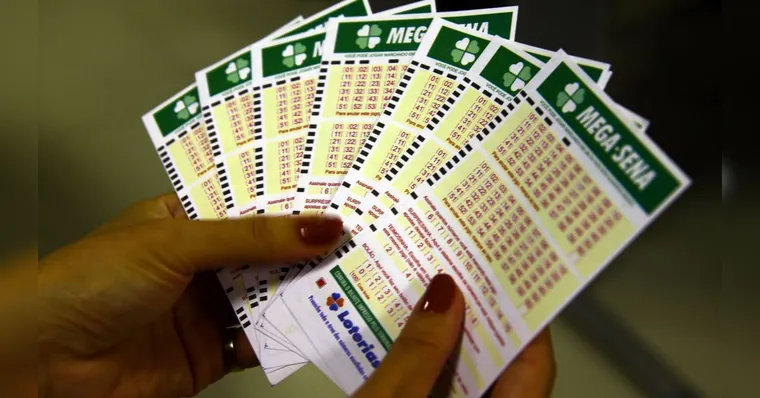 Neste domingo, a Mega-Sena pode pagar R$ 85 milhões. Confira os prêmios de outras loterias e como participar dos sorteios.