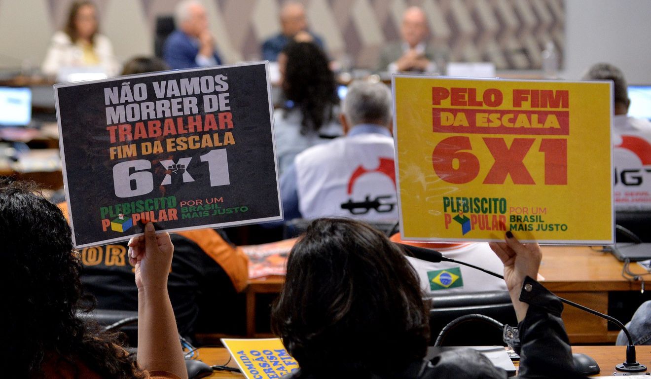Proposta foi retirada da votação para evitar possível derrota.