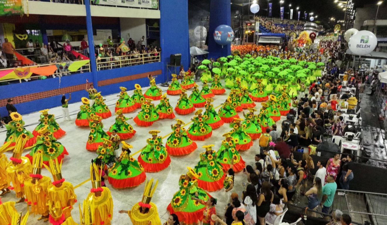 Na última etapa da disputa, o samba de Vetinho chega com uma identidade fortemente ligada à cultura paraense e à história da homenageada