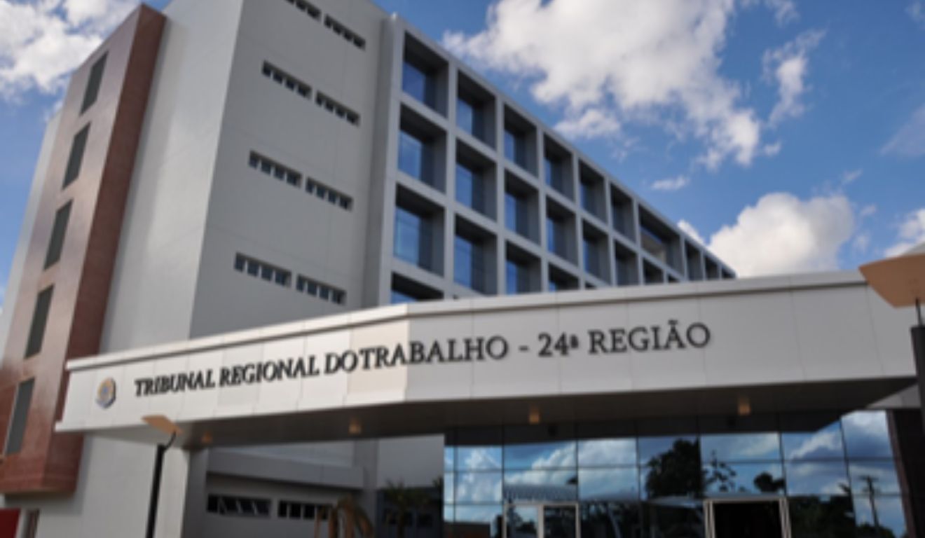 Magistrado considerou que situação representou abuso de poder diretivo da empresa.
