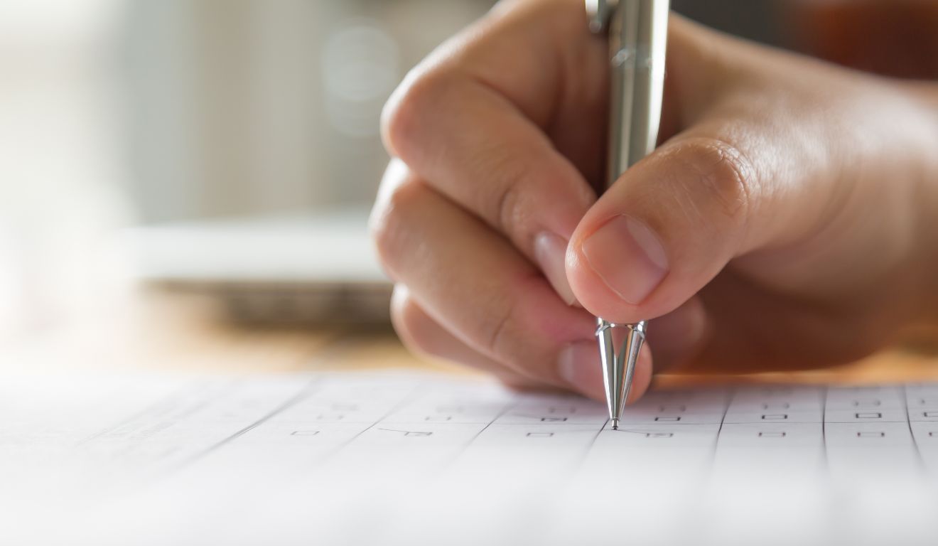 Com concursos em diferentes estágios de preparação, setembro de 2026 concentra oportunidades em diversas regiões do país e para diferentes níveis de escolaridade.