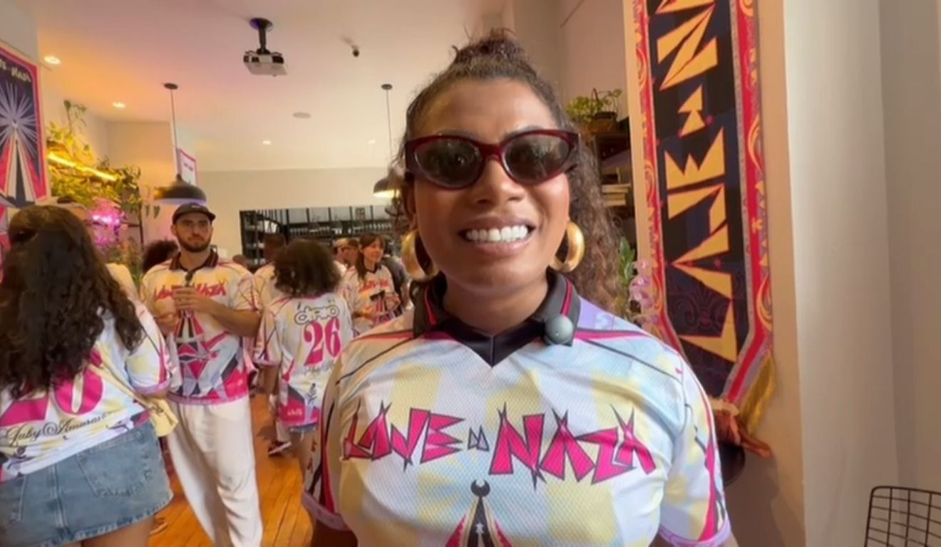 Leona conta que foi convidade mais uma vez por Gaby Amarantos para fazer parte do projeto.