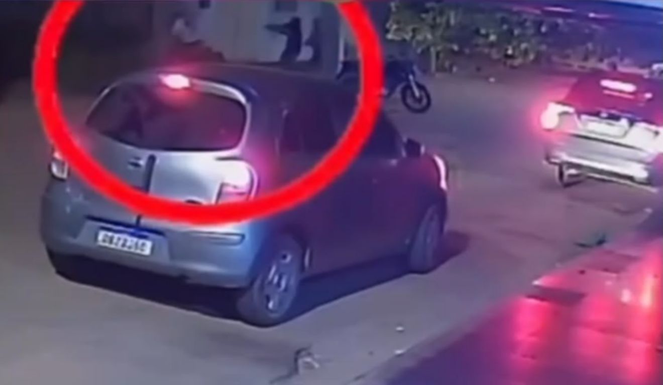 A execução do homem ocorreu em rua movimentada para todo mundo assistir