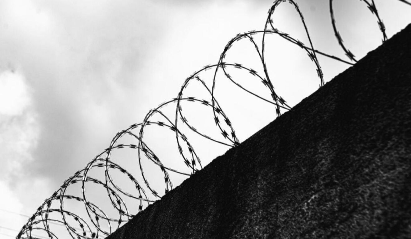 Segundo as investigações, os detentos morreram devido as condições da prisão