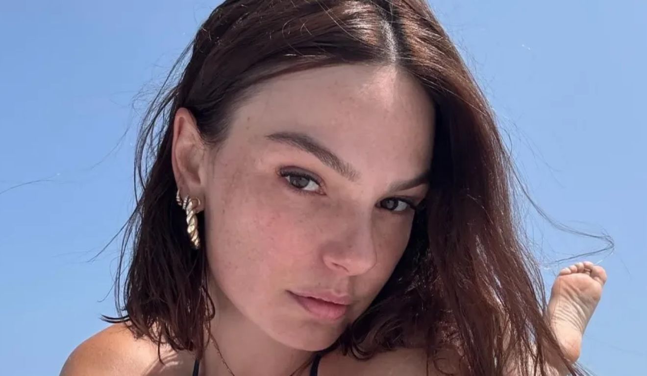A atriz que tatuagem traz alguns problemas para as gravações