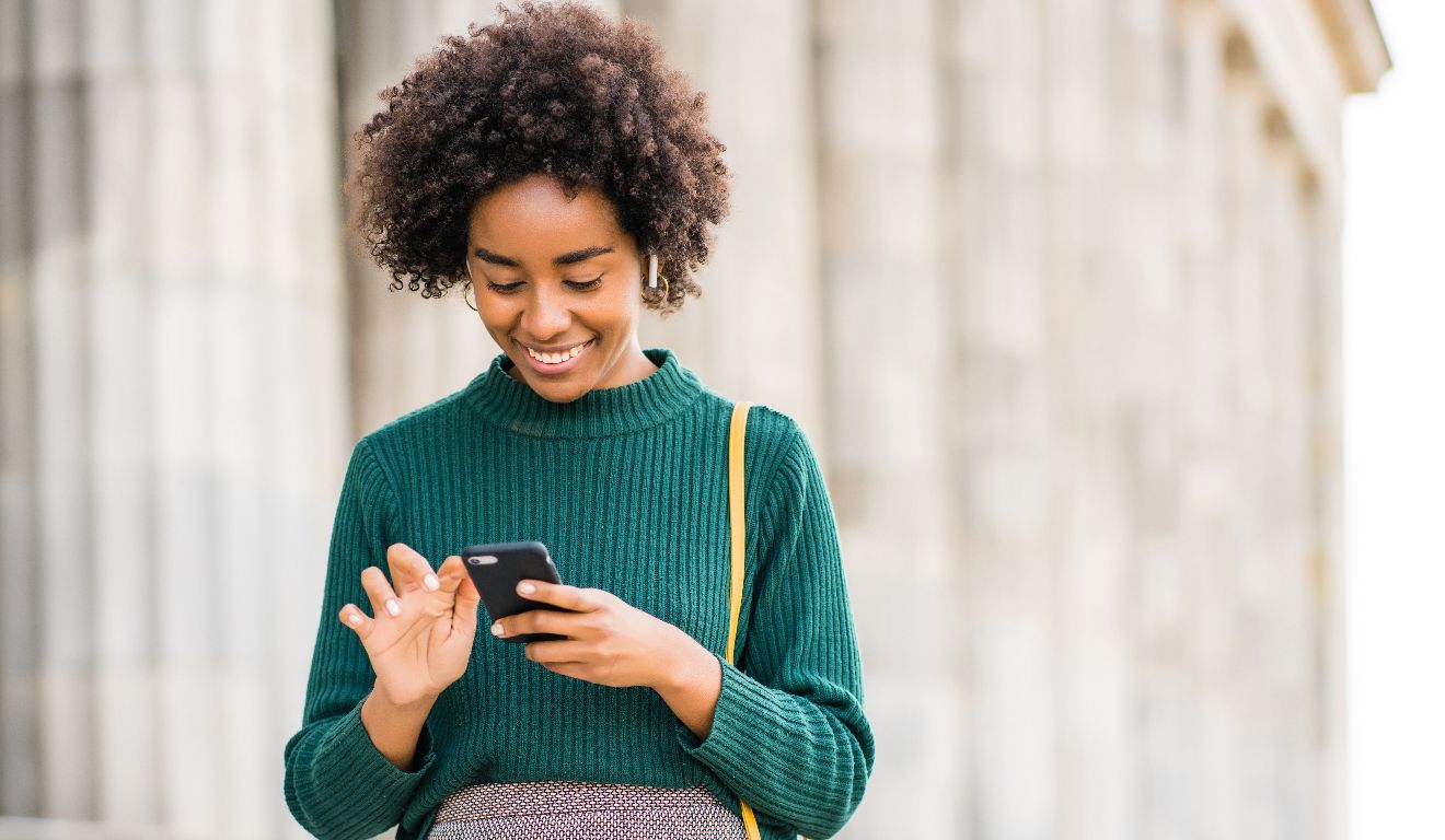 WhatsApp anuncia novas ferramentas para reforçar a segurança das contas e chamadas recebidas de números desconhecidos.