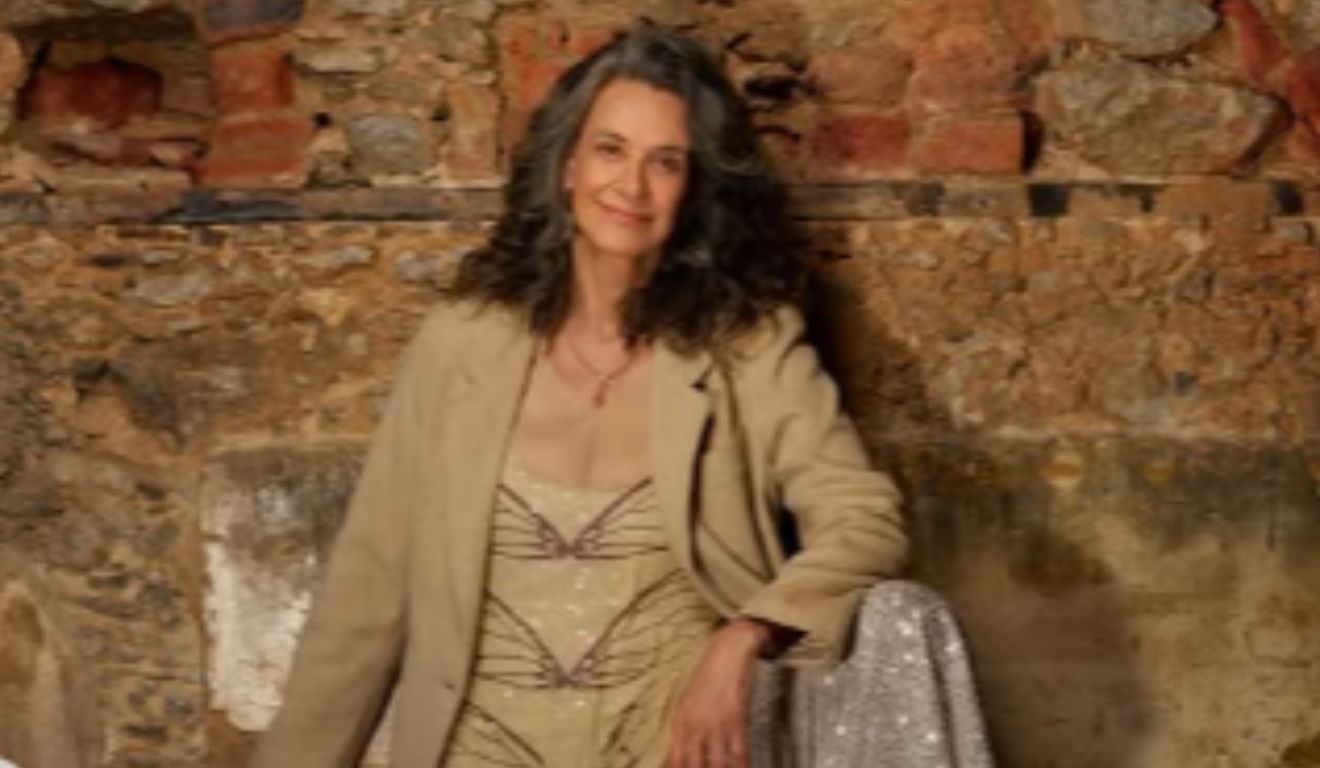 Simone incluiu composição de Dona Onete no repertório do novo show apresentado em São Paulo.