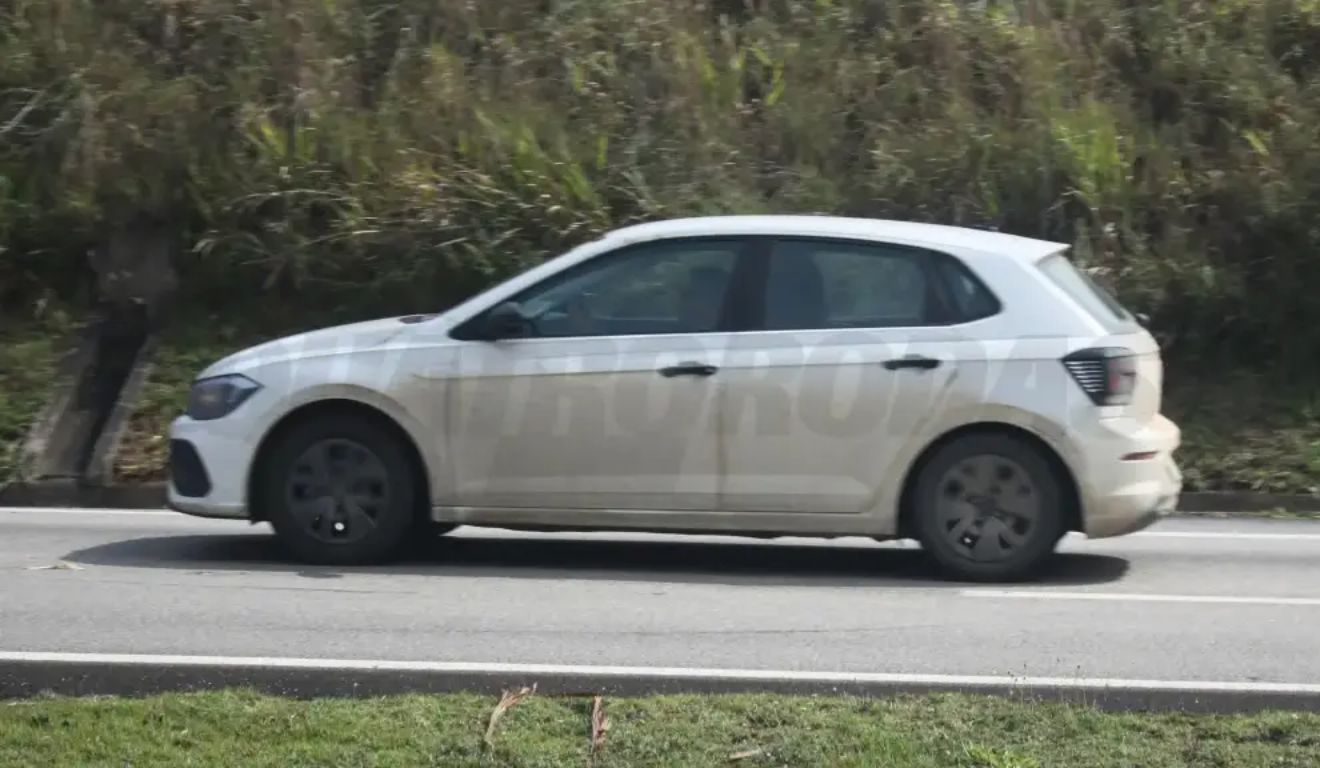 Volkswagen Polo Track é testado com motorização exclusiva a etanol no interior de São Paulo.