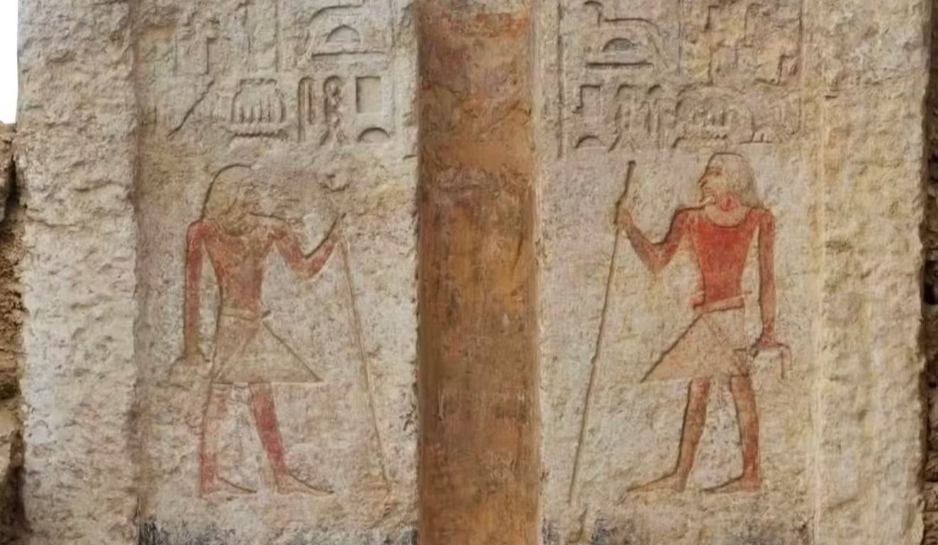 A tumba de Sekhentiu-Ptah foi localizada em Saqqara, antiga necrópole de Mênfis, ao sul do Cairo.