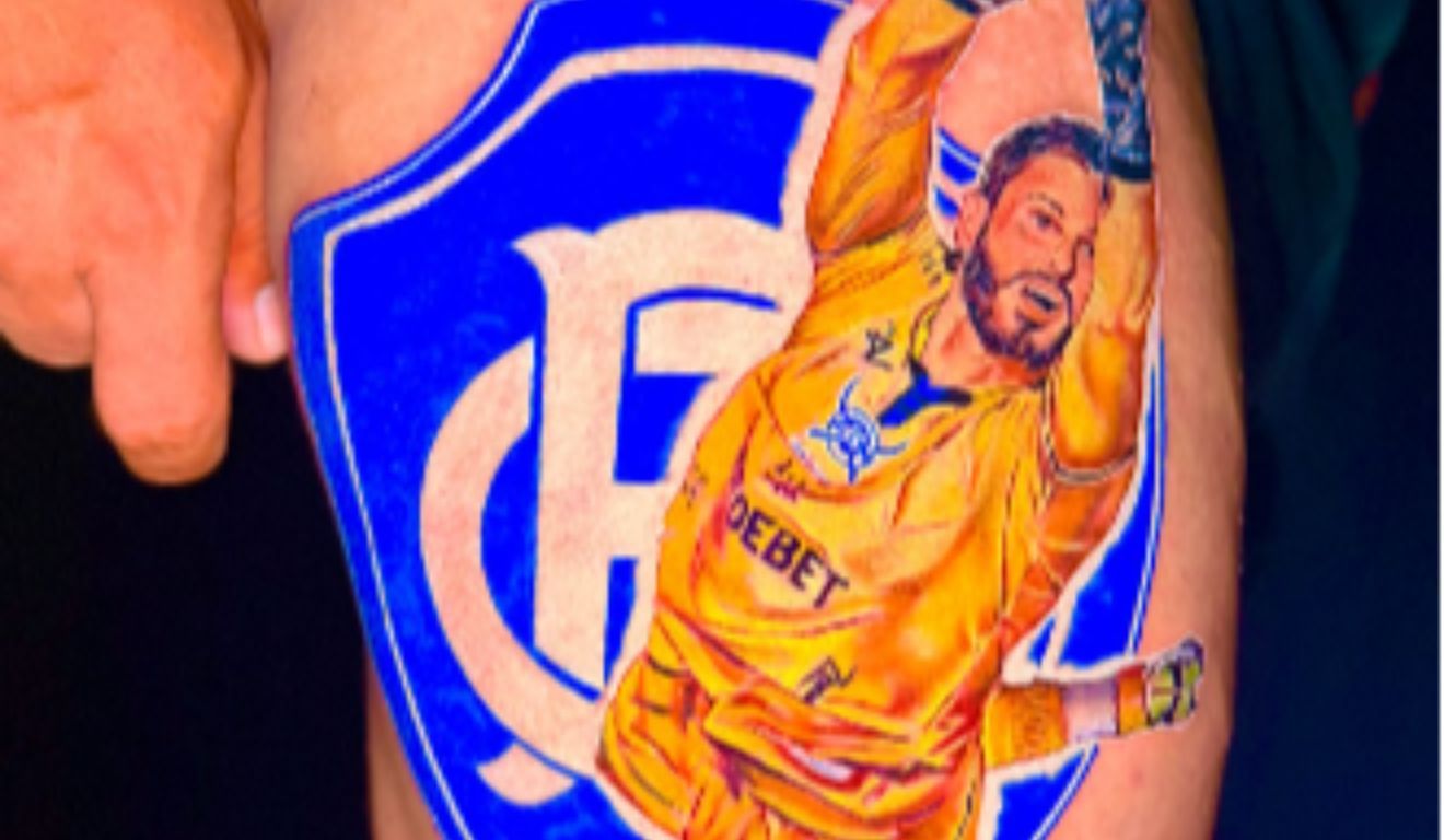 Torcedor do Remo eternizou na pele a defesa de Marcelo Rangel contra o Flamengo, no Mangueirão