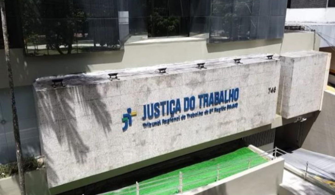 TRT-8 publicou edital de concurso para cargos de seu quadro permanente; inscrições começam em outubro.