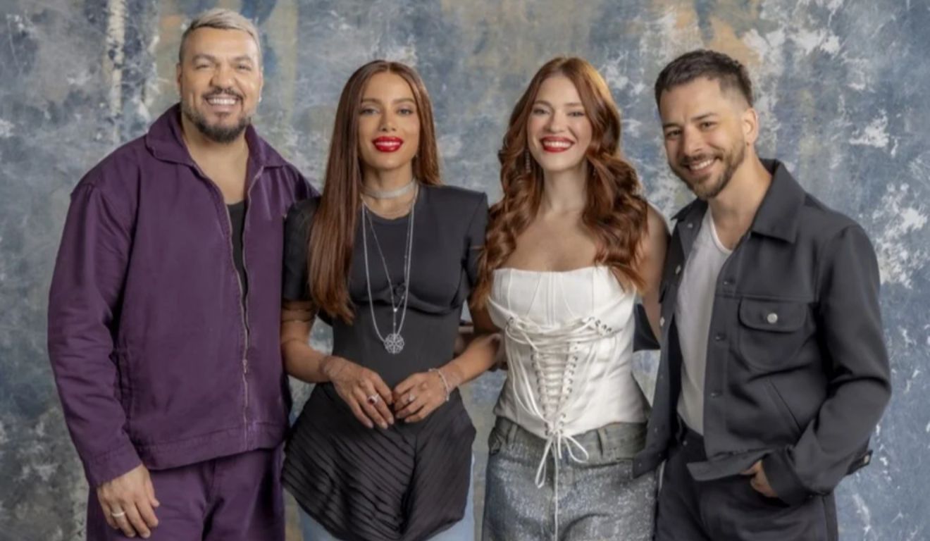 A terceira edição de Estrelas da Casa segue com a proposta de combinar música e confinamento, colocando os participantes diante de desafios relacionados à carreira artística enquanto disputam a preferência do público
