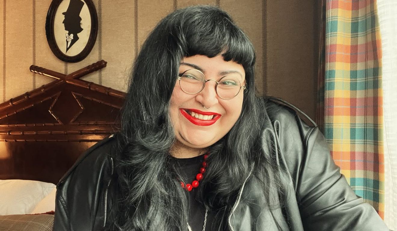 Com uma escrita visceral e ao mesmo tempo profundamente lírica, Monique Malcher retrata assuntos sensíveis pelo olhar de mulheres amazônidas