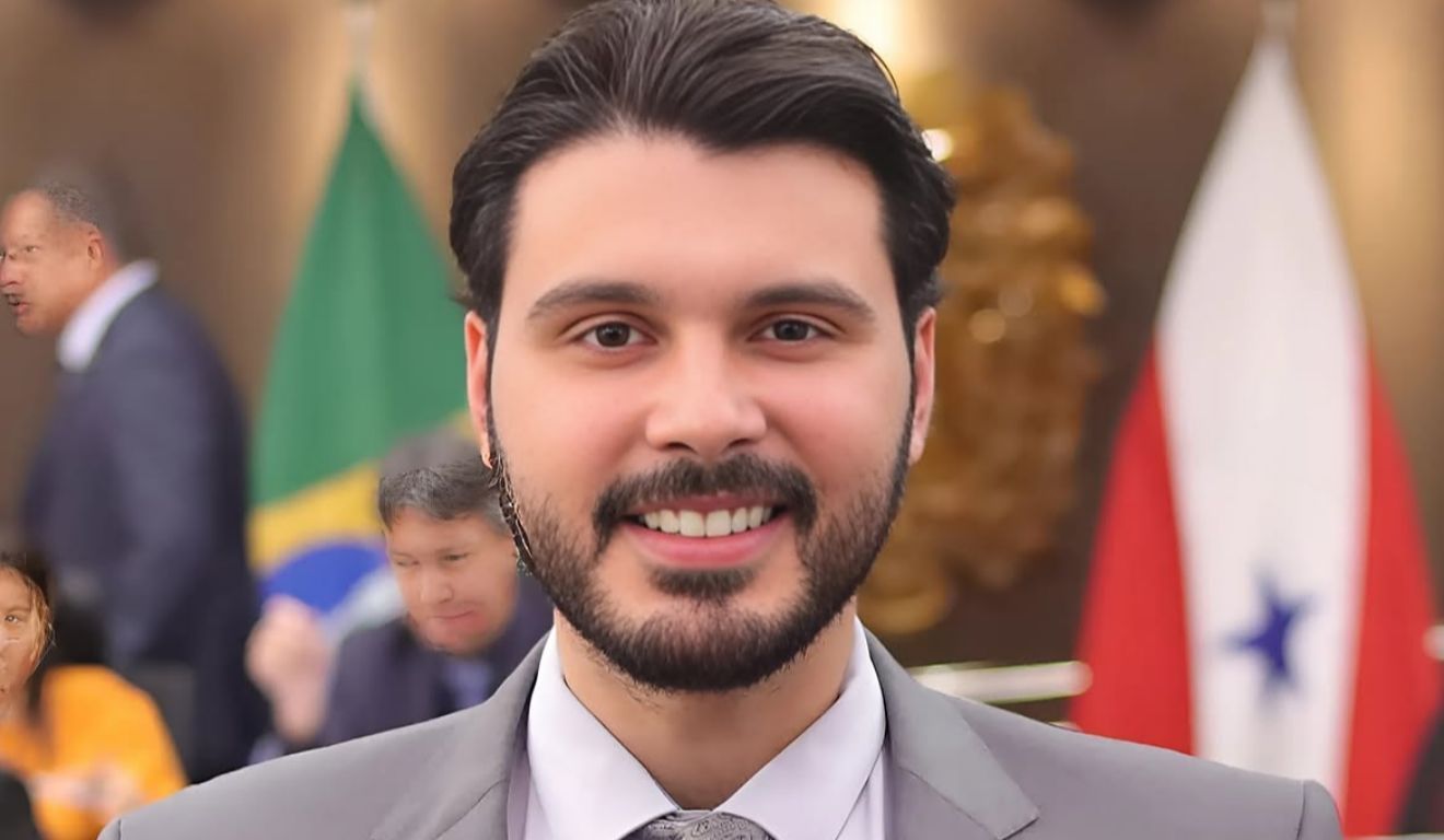 O vereador pode assumir a Prefeitura de Belém a partir de 2027, caso o atual vice-prefeito, Cássio Andrade, assuma a cadeira na Câmara Federal.