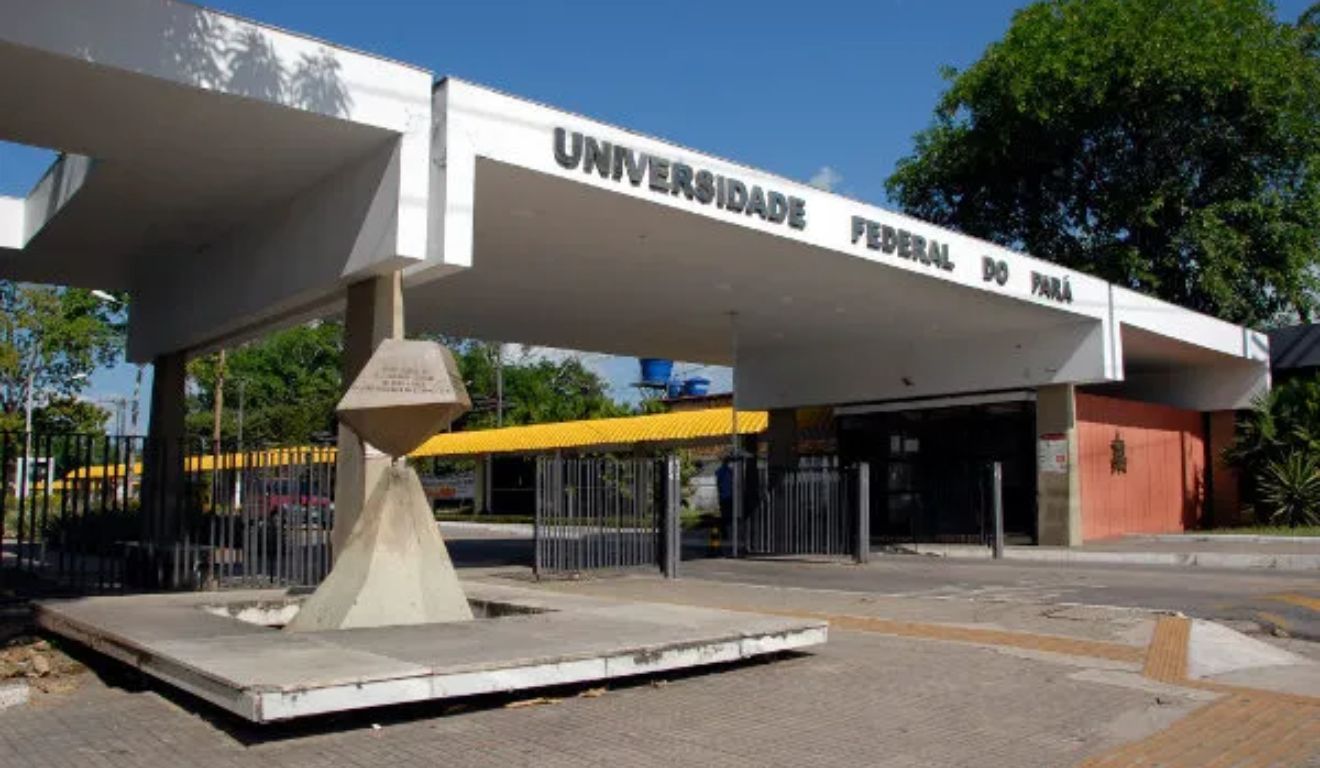 O processo seletivo de Mobilidade Acadêmica (Moba 2027) ofertou um total de 832 vagas de graduação, distribuídas entre Mobilidade Interna (409 vagas) e Mobilidade Externa (423 vagas).