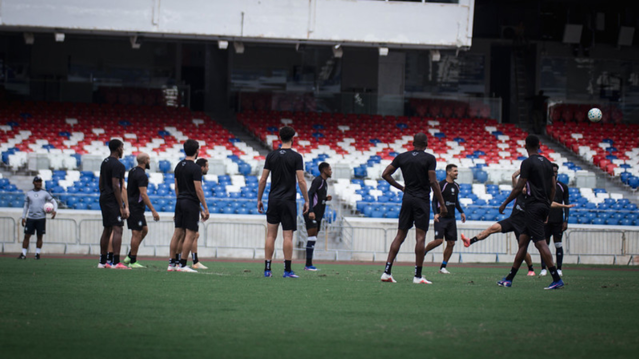 O Remo se prepara para enfrentar o Bragantino no Mangueirão em jogo crucial na Série A do Campeonato Brasileiro
