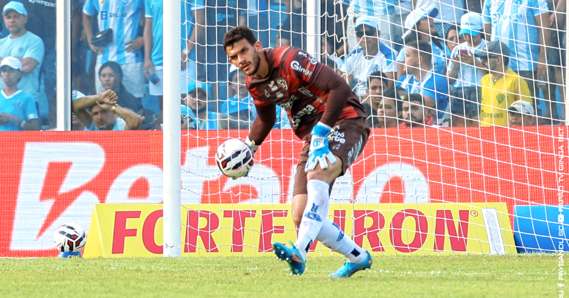 Gabriel Mesquita prefere jogar na Curuzu