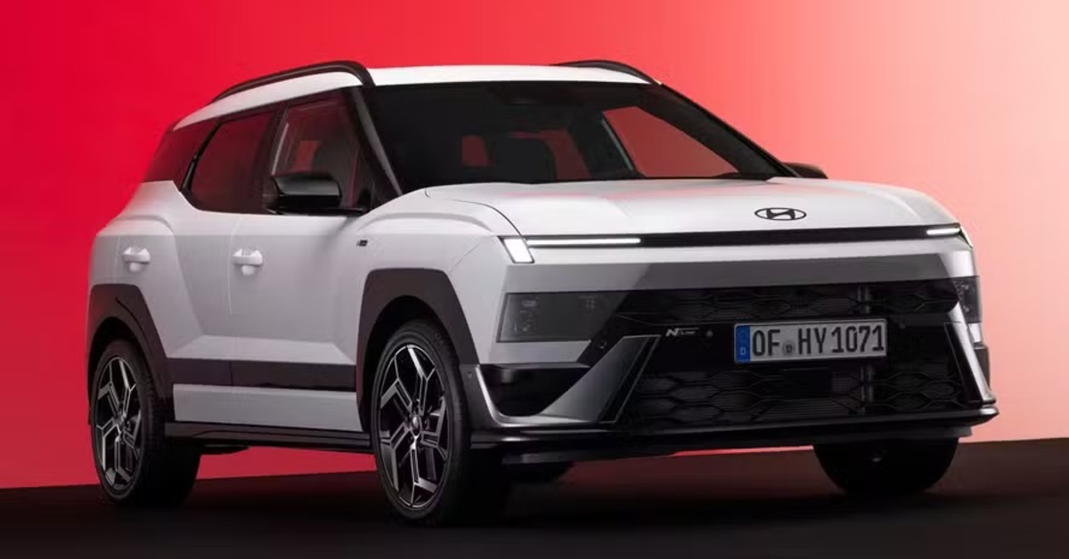 Hyundai Bayon N Line 2027 estreia com visual esportivo, motorizações distintas para Europa e Brasil e porta-malas de 440 litros; lançamento nacional está previsto para o primeiro semestre de 2027.