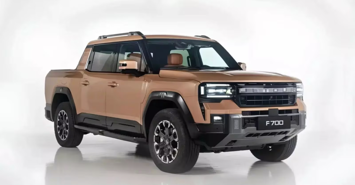 A Jetour F700, picape híbrida plug-in de 904 cv e autonomia elétrica de até 150 km, teve o desenho industrial registrado no Brasil e pode rivalizar com BYD Shark e GWM Poer.