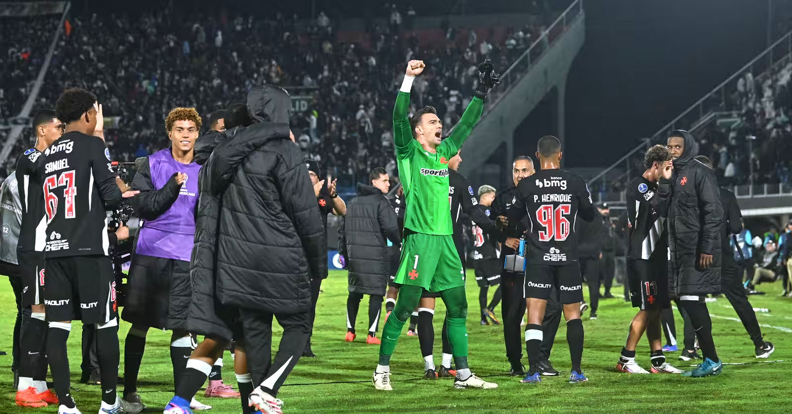 Vasco está perto da final