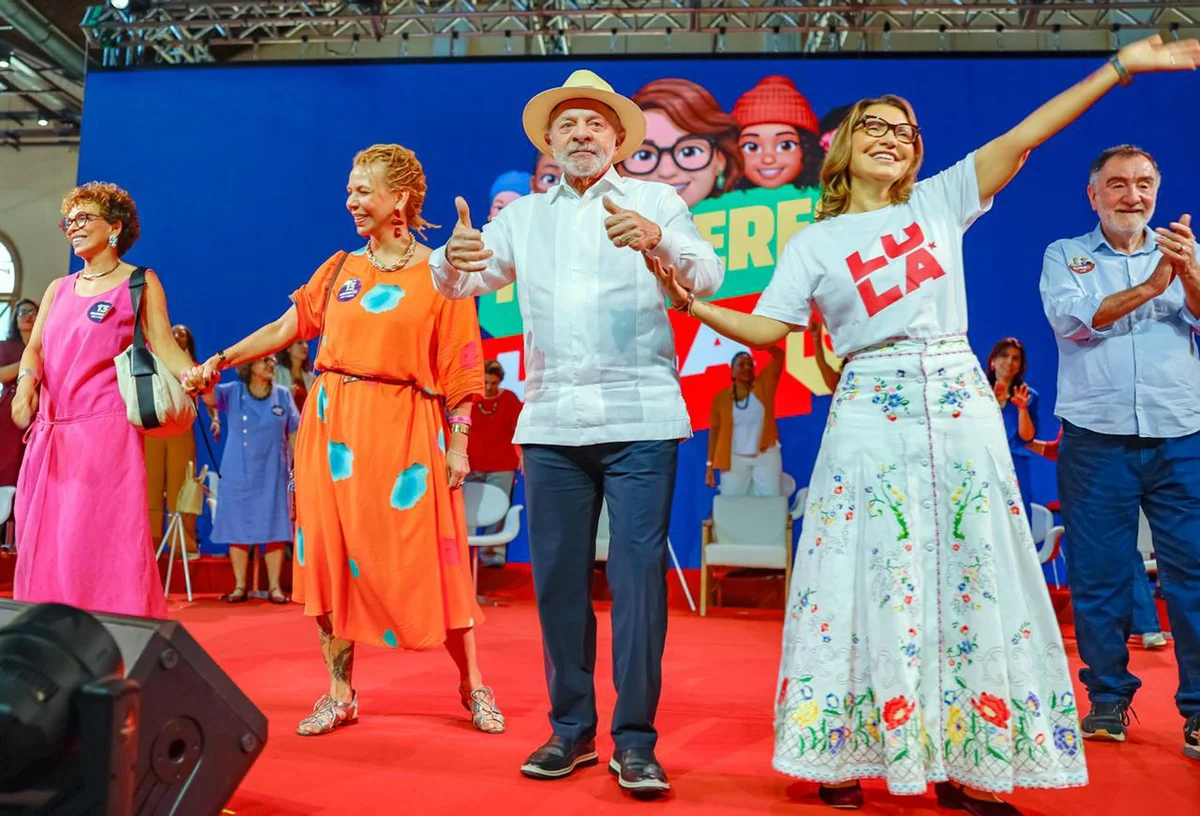 Lula esteve em Belo Horizonte, neste sábado (29), para um ato de campanha de reeleição.