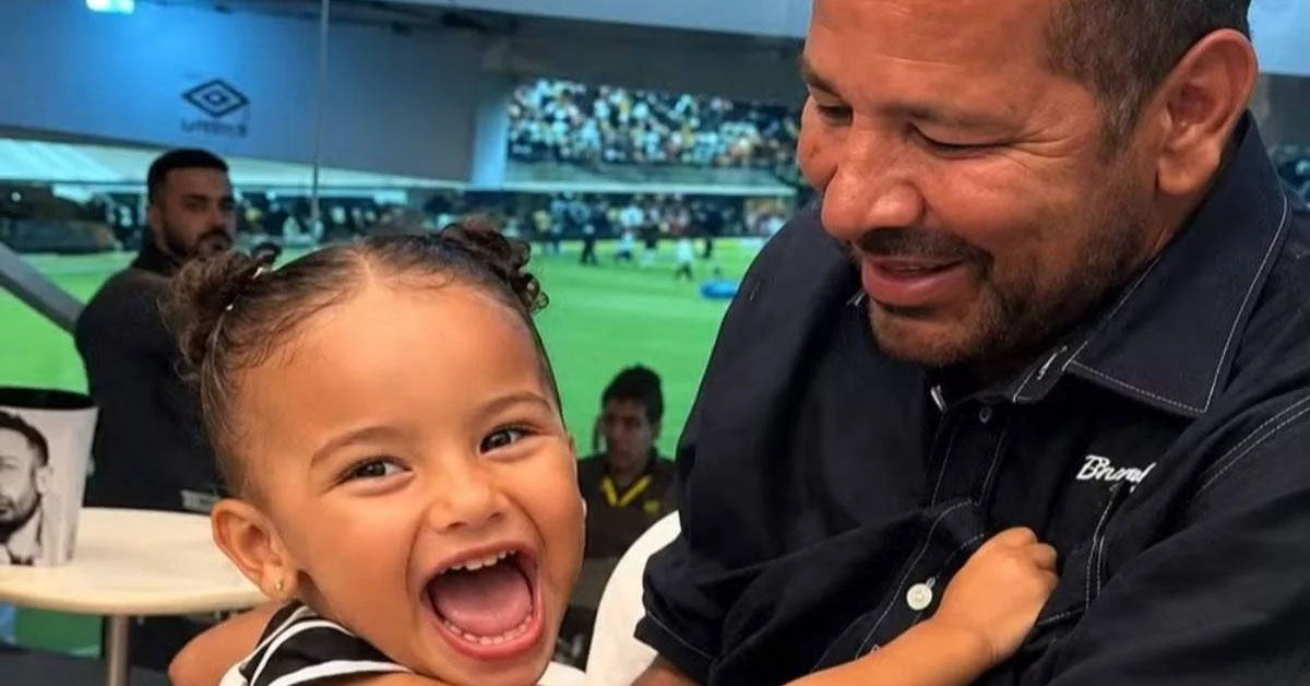 A aniversariante também ganhou homenagens dos pais, Neymar Jr. e Bruna Biancardi.